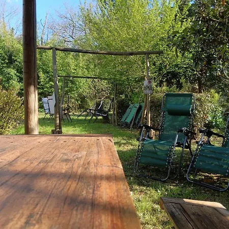 Privatunterkunft Nel Bosco Sulla Via Francigena