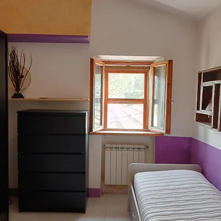 Homestay Nel Bosco Sulla Via Francigena Monteriggioni